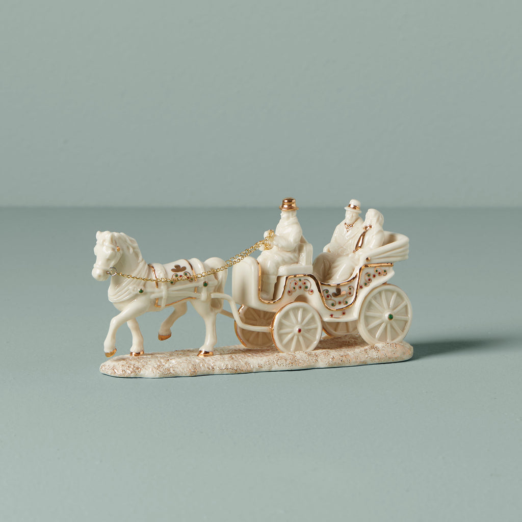 Mistletoe Park Horse-Drawn Carriage